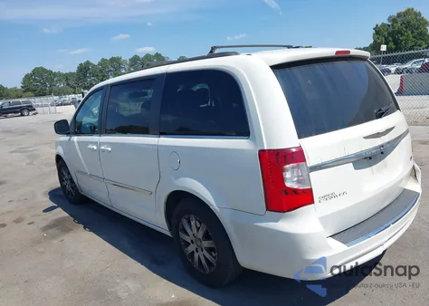 2013 Chrysler Town & Country Touring from USA, damaged, VIN 2C4RC1BG5DR743537